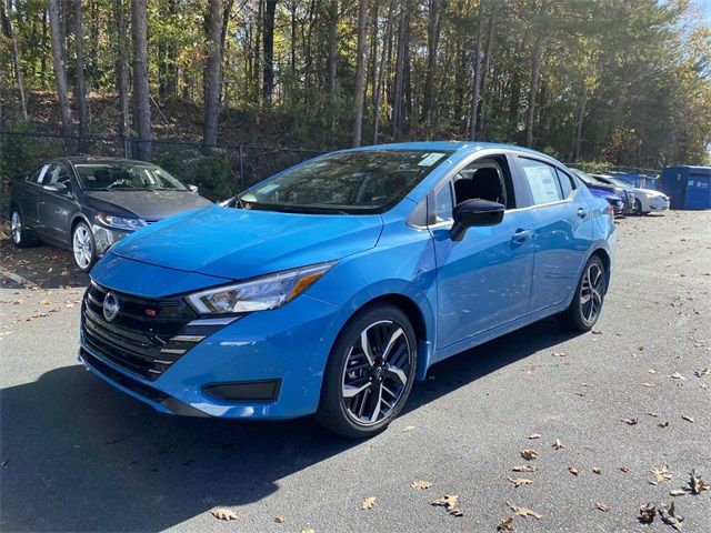 2025 Nissan Versa SR