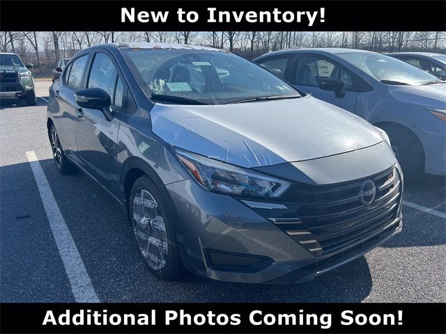 2025 Nissan Versa SR