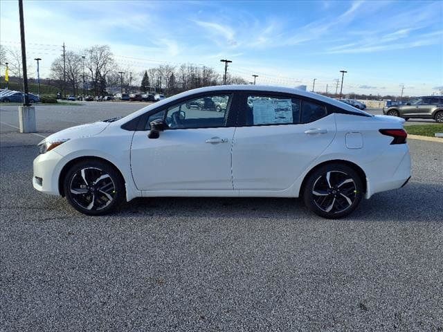 2025 Nissan Versa SR