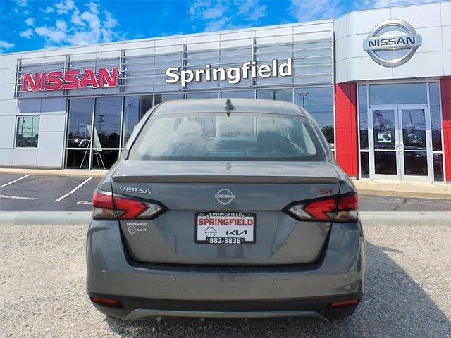 2025 Nissan Versa SR