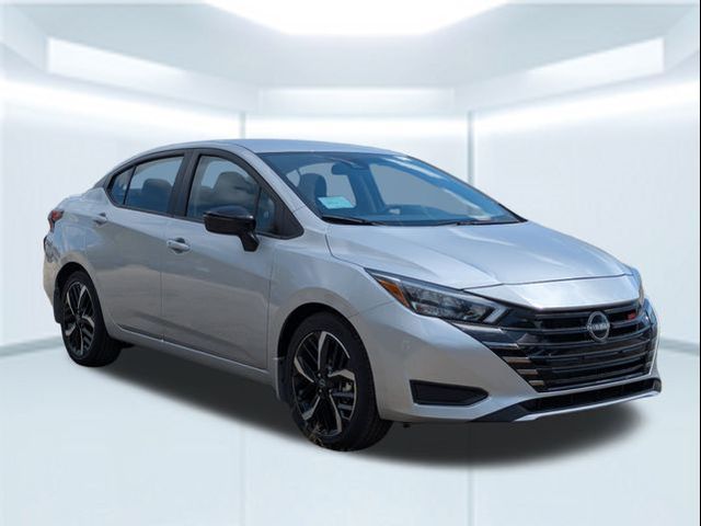 2025 Nissan Versa SR