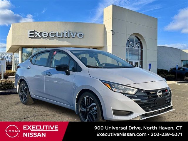 2025 Nissan Versa SR
