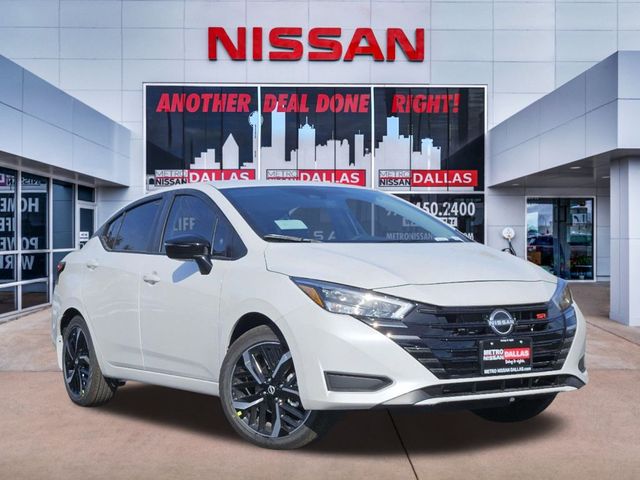 2025 Nissan Versa SR