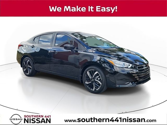 2025 Nissan Versa SR