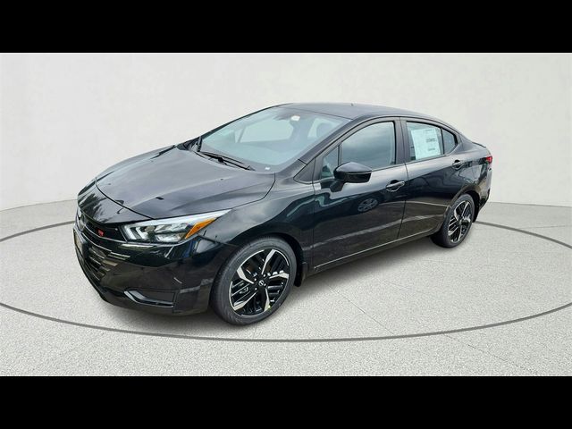 2025 Nissan Versa SR