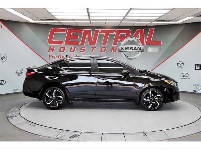 2025 Nissan Versa SR