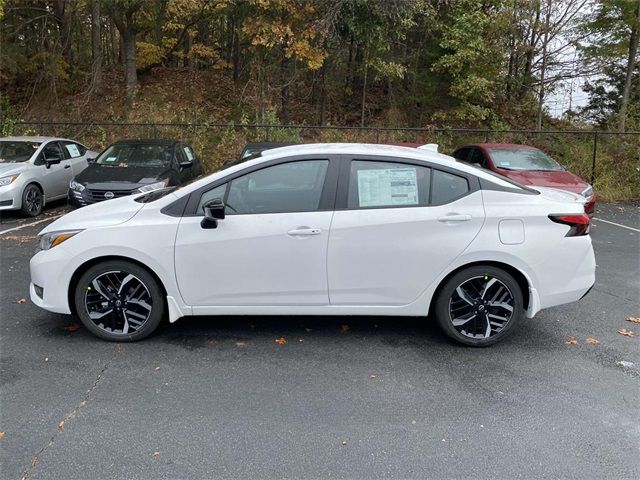 2025 Nissan Versa SR