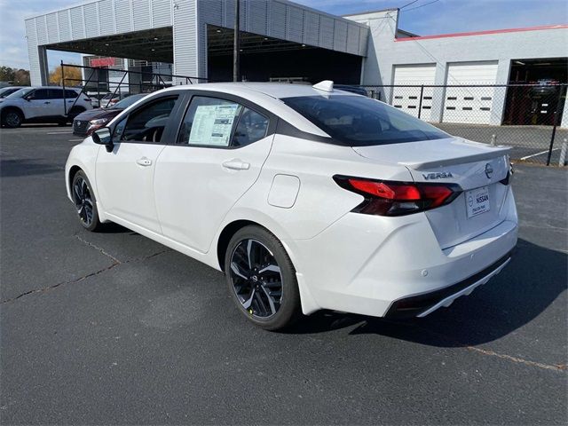 2025 Nissan Versa SR