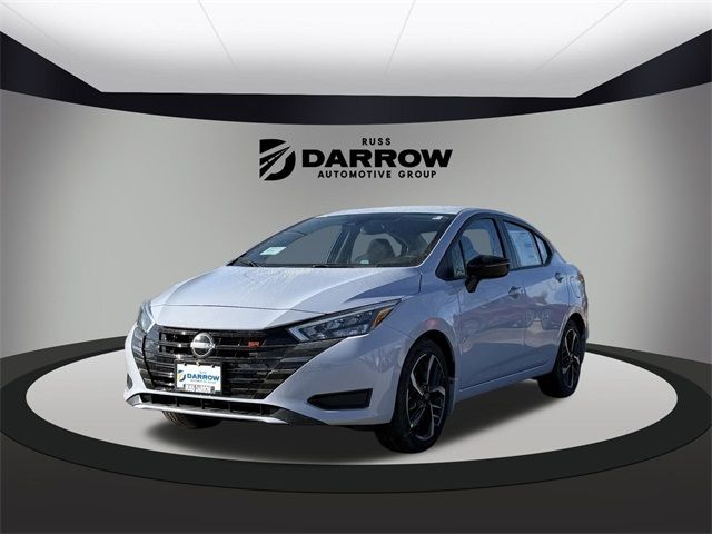 2025 Nissan Versa SR