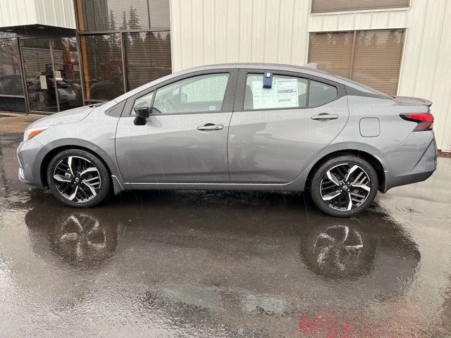 2025 Nissan Versa SR