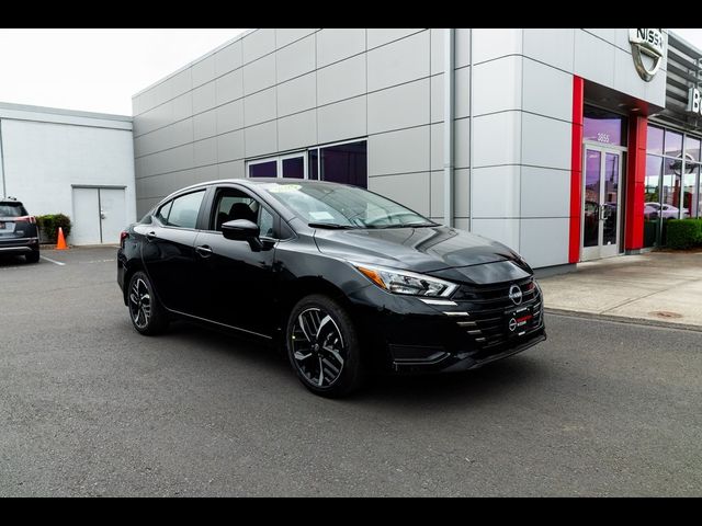 2025 Nissan Versa SR