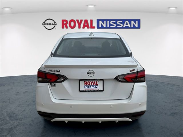 2025 Nissan Versa SR