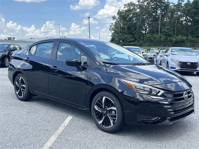 2025 Nissan Versa SR