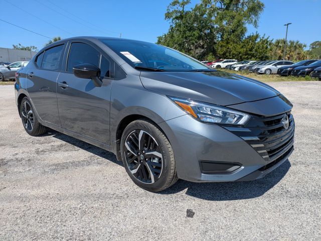 2025 Nissan Versa SR