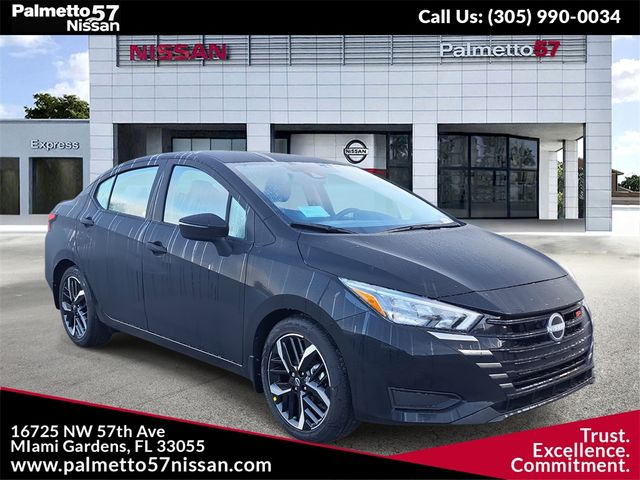 2025 Nissan Versa SR