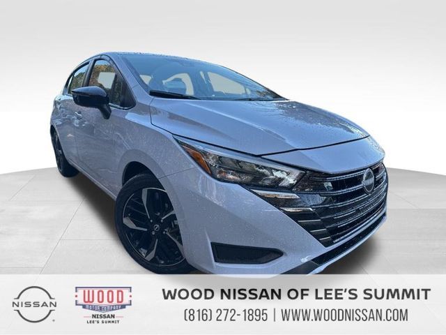 2025 Nissan Versa SR