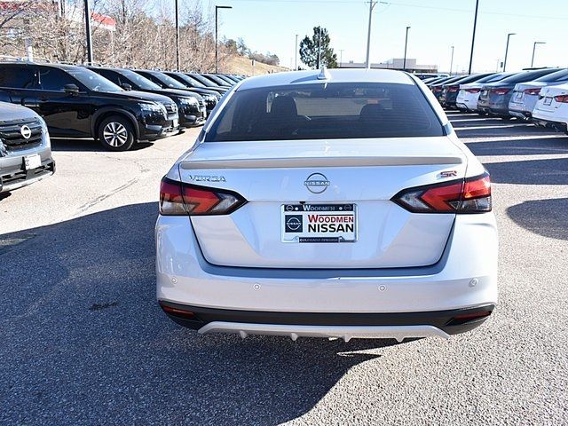 2025 Nissan Versa SR