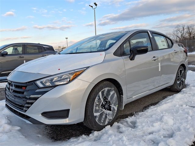 2025 Nissan Versa SR