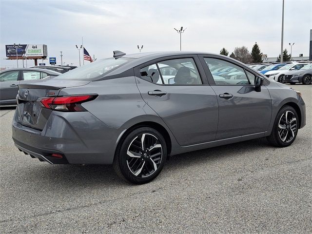2025 Nissan Versa SR