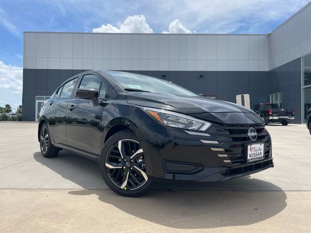2025 Nissan Versa SR