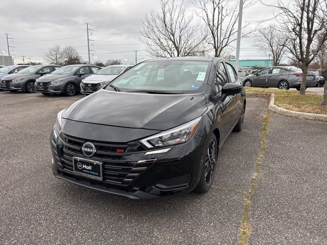 2025 Nissan Versa SR