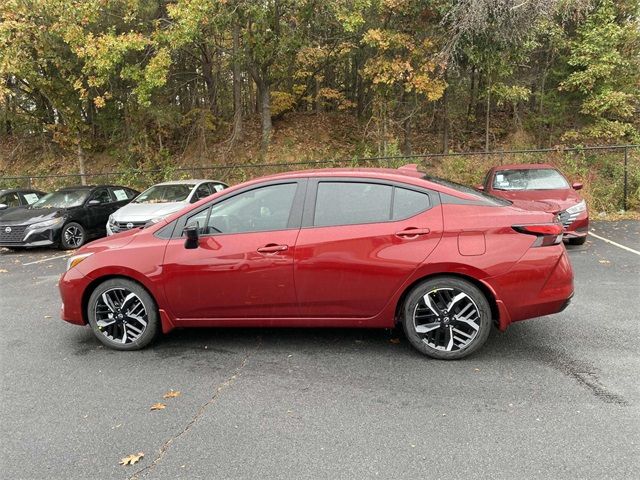 2025 Nissan Versa SR