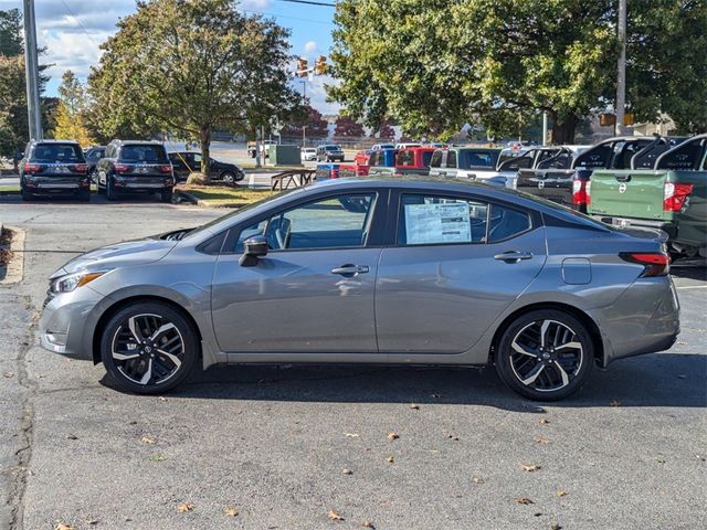 2025 Nissan Versa SR