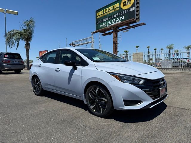 2025 Nissan Versa SR