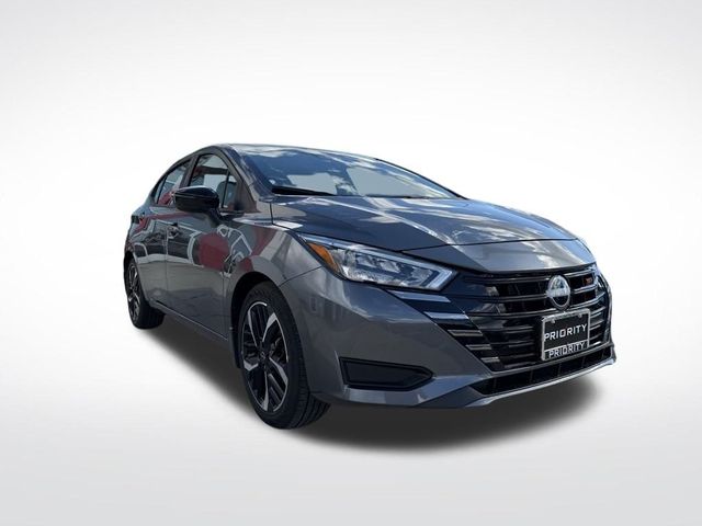 2025 Nissan Versa SR