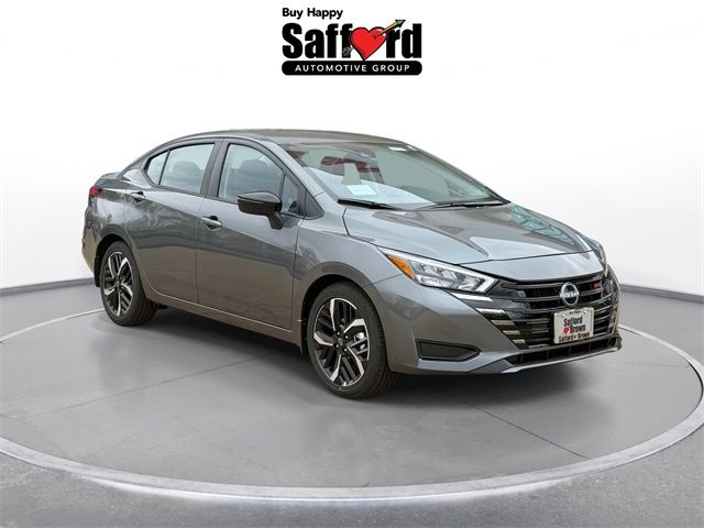2025 Nissan Versa SR