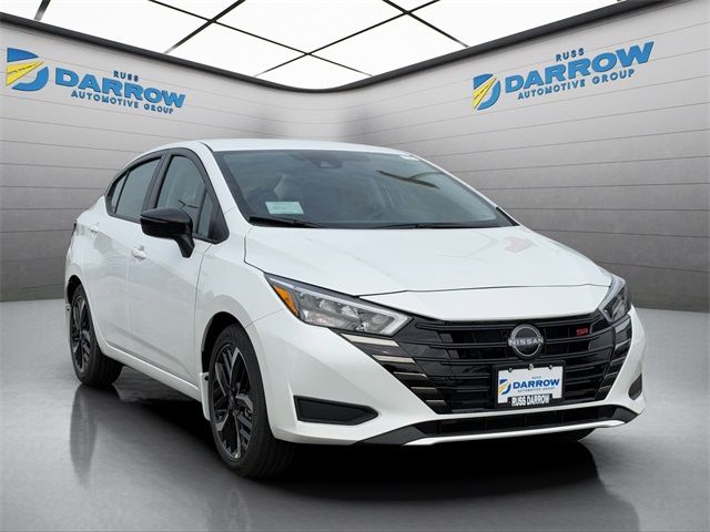 2025 Nissan Versa SR
