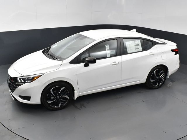 2025 Nissan Versa SR