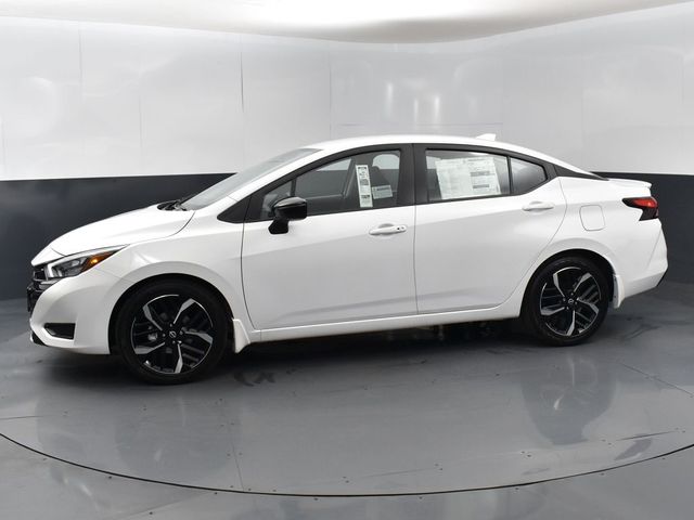 2025 Nissan Versa SR