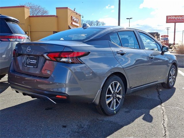 2025 Nissan Versa SV