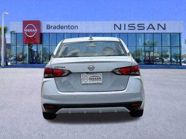 2025 Nissan Versa SV