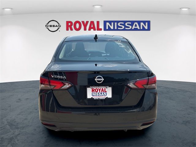 2025 Nissan Versa SV