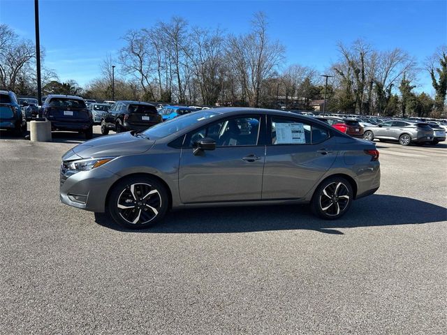 2025 Nissan Versa SR