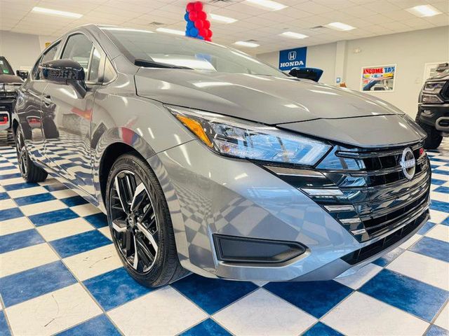 2025 Nissan Versa SR