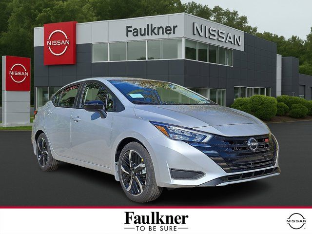 2025 Nissan Versa SR