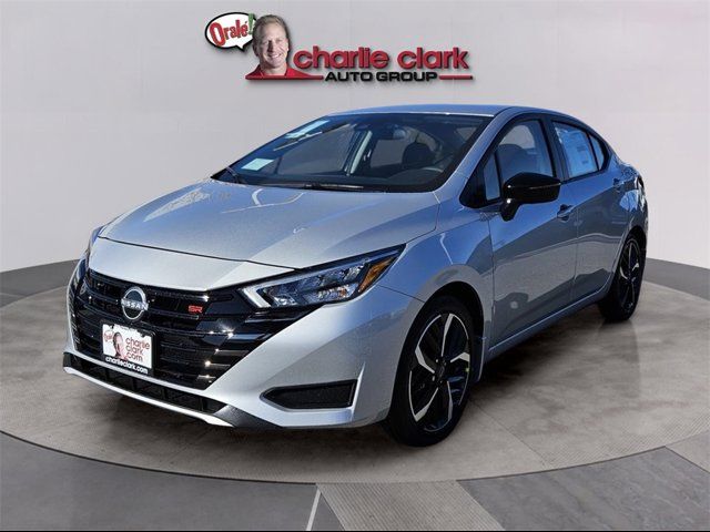 2025 Nissan Versa SR