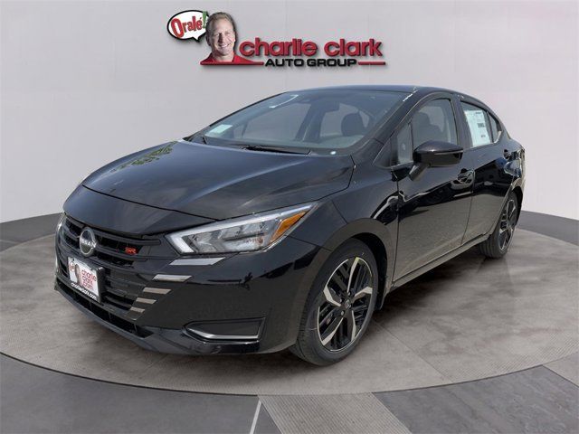 2025 Nissan Versa SR