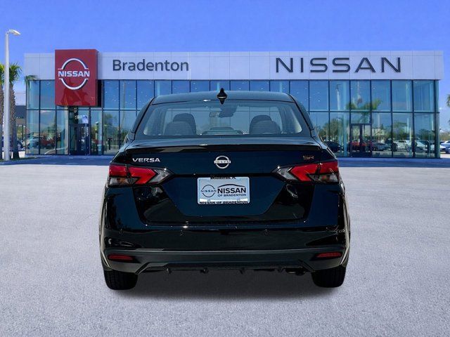 2025 Nissan Versa SR