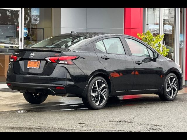 2025 Nissan Versa SR