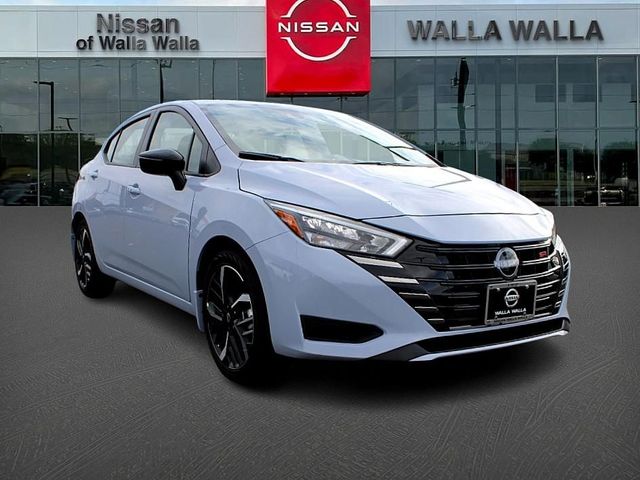 2025 Nissan Versa SR