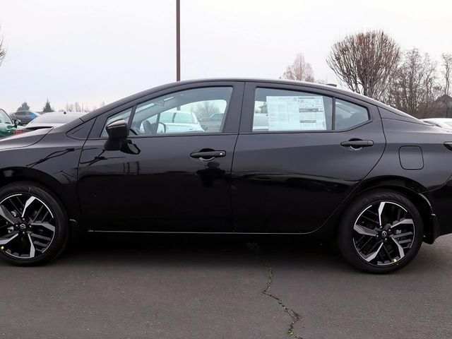 2025 Nissan Versa SR