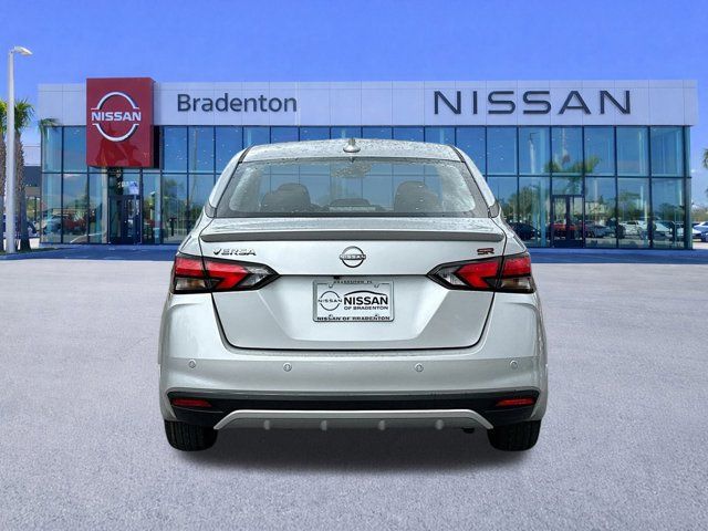 2025 Nissan Versa SR