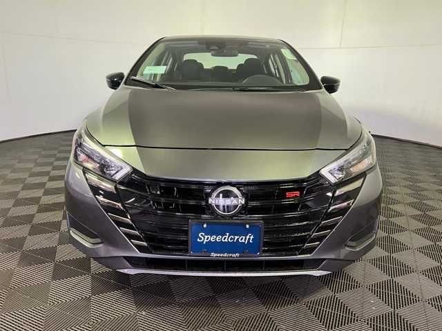 2025 Nissan Versa SR