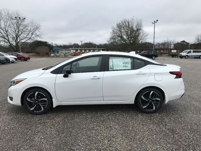 2025 Nissan Versa SR