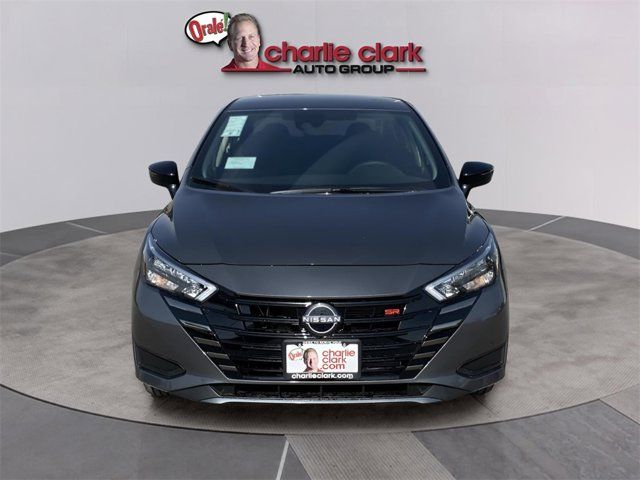 2025 Nissan Versa SR