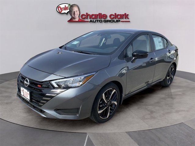 2025 Nissan Versa SR
